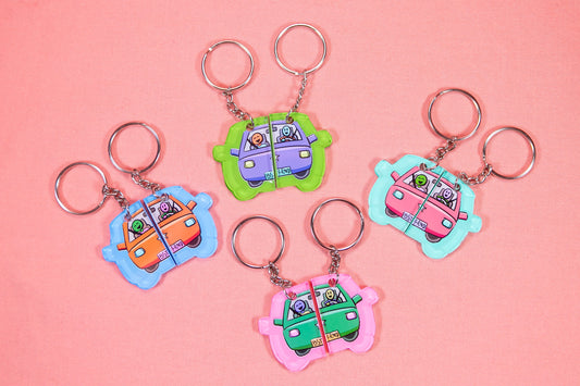 In the Car Best Friends Keychain Set