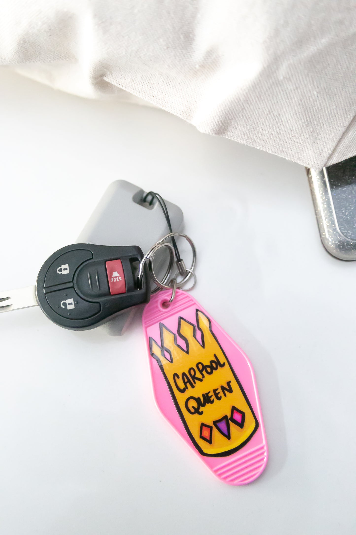 Carpool Queen Motel-style Keychain